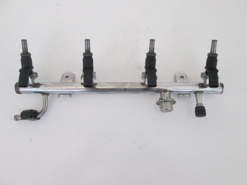 Rampa injectoare Mercedes A150 W169 A0000789023,A0000788749