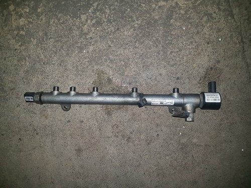 Rampa injectoare mercedes benz w204 c220 cdi cod a6460700395