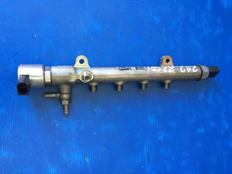 Rampa injectoare Mercedes E Class E220 w212 2013