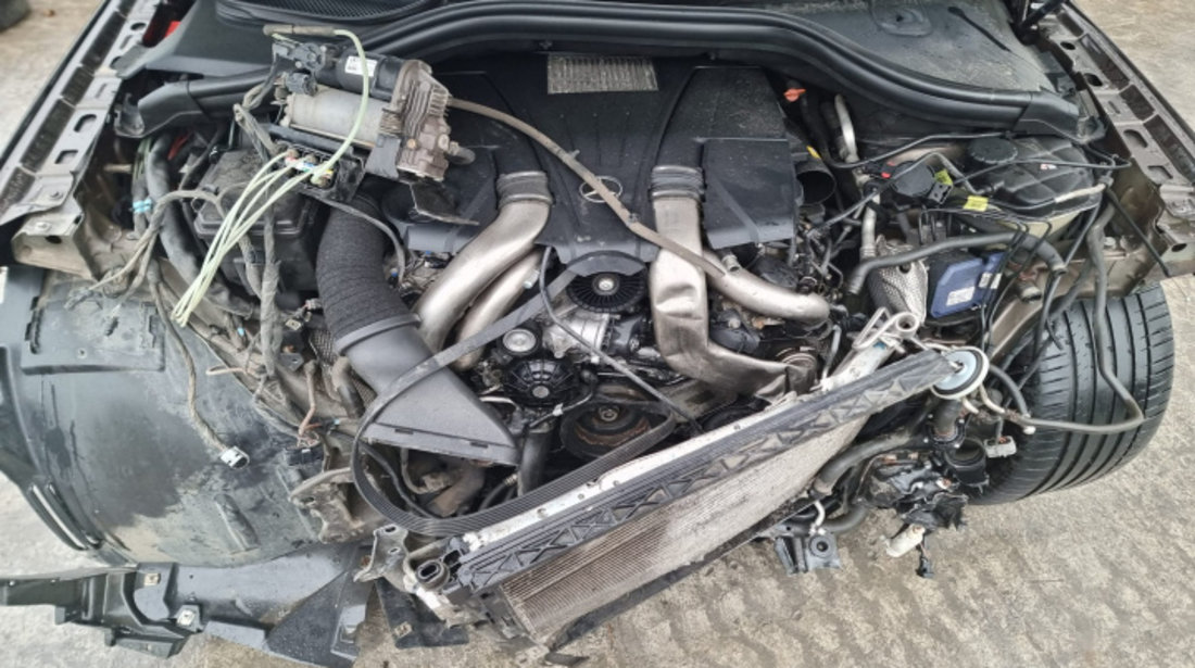 Rampa injectoare Mercedes GL-Class X166 2014 suv 4.7 benzina