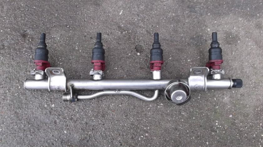 Rampa injectoare Mercedes W203 C180 completa cu tot cu injectoare