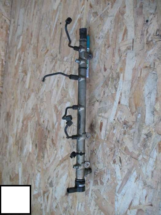 Rampa injectoare Mercedes W211 A6120700195