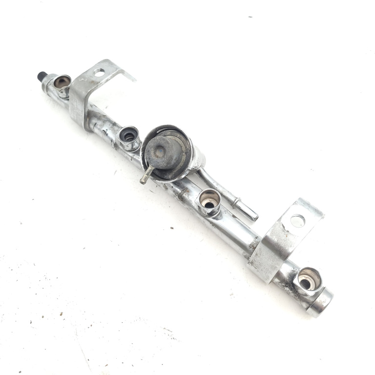 Rampa Injectoare Mini MINI (R50, R53) 2001 - 2006 Benzina 04891337AC, 04777859AD