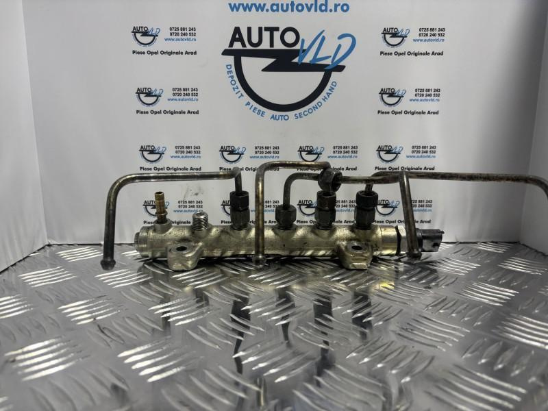 Rampa injectoare Nissan Interstar 2002-> 2.2 dCi; 2.5 dCi 0445214042