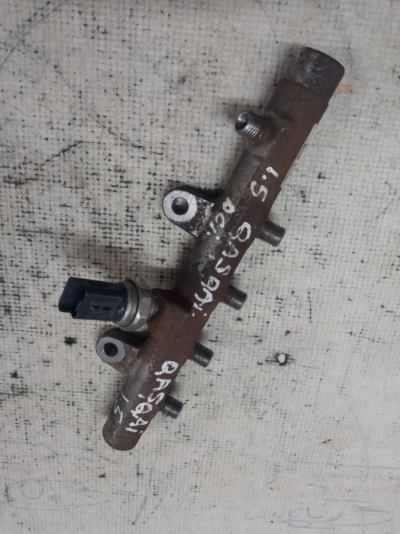 Rampa injectoare Nissan Qashqai 1.5 2011, 8200815617
