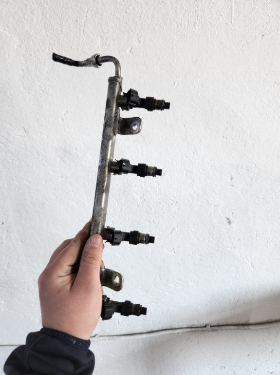 Rampa injectoare Nissan Qashqai 2.0 I,2011 2012 2013 2014
