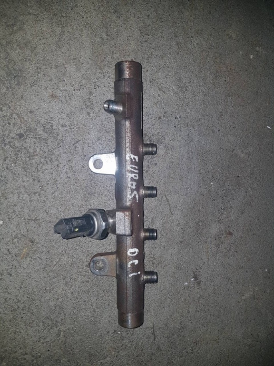 Rampa injectoare nissan quashqai 1.5 dci euro 5 cod 8200704217 a2c27000234