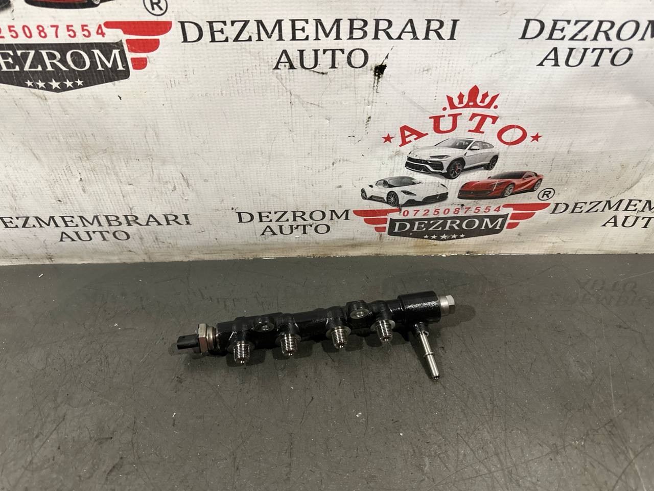 Rampa injectoare (noua 0km ) 9825589880 Citroen Jumpy III Van 1.5 BlueHDi 102 cai YHR (DV5RUCd)