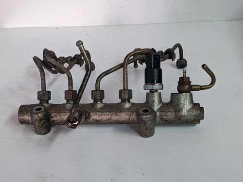 Rampa injectoare Opel Astra H 1.7 diesel DTL 80Cp