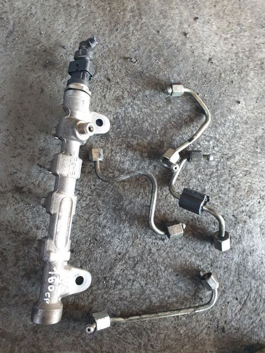 Rampa injectoare Opel Astra J Zafira C Insignia 0445214221 A20DTH 2.0