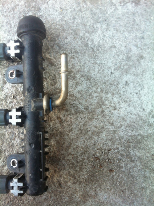 Rampa injectoare Opel Corsa C [2000 - 2003] Hatchback 5-usi 1.0 MT (58 hp) (F08 F68)