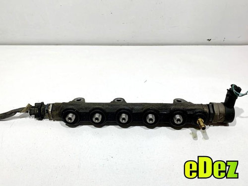Rampa injectoare Opel Vivaro (2006->) 2.0 dci M9R 8200962035-A