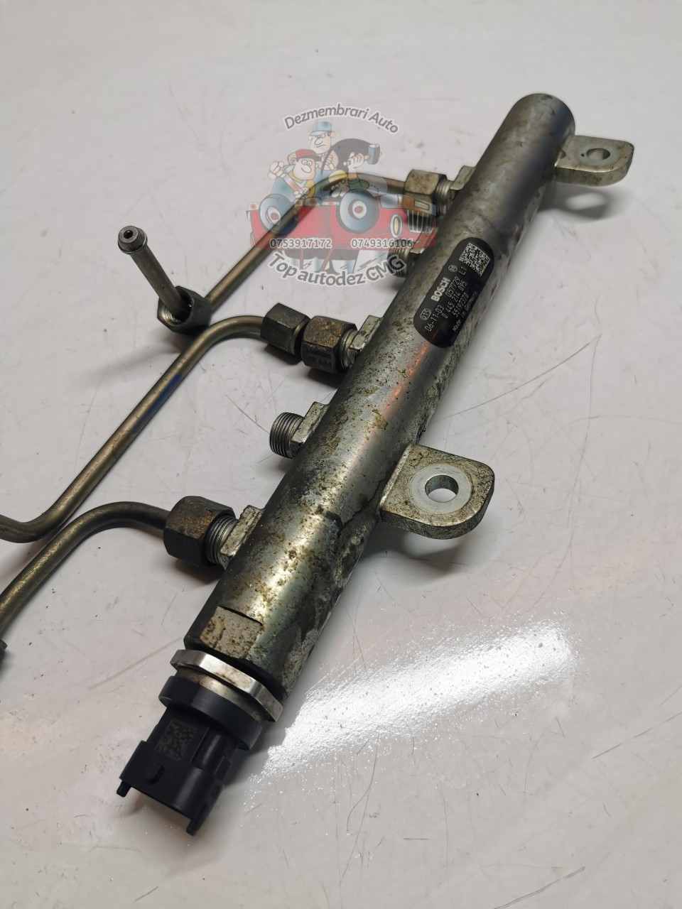 Rampa injectoare Opel Zafira B 1.9 CDTi Astra H Vectra C 55197370