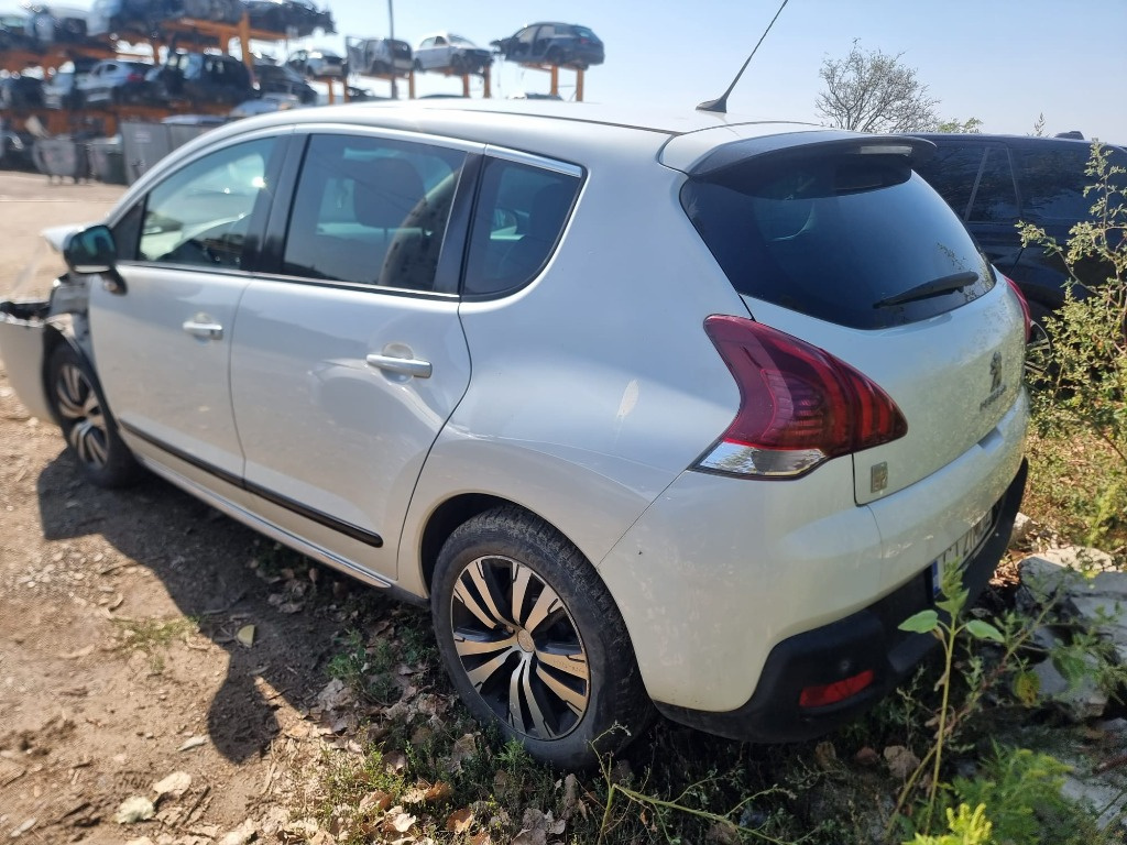 Rampa injectoare Peugeot 3008 2013 Monovolum 2.0 hdi Hybrid RHC (RH02)