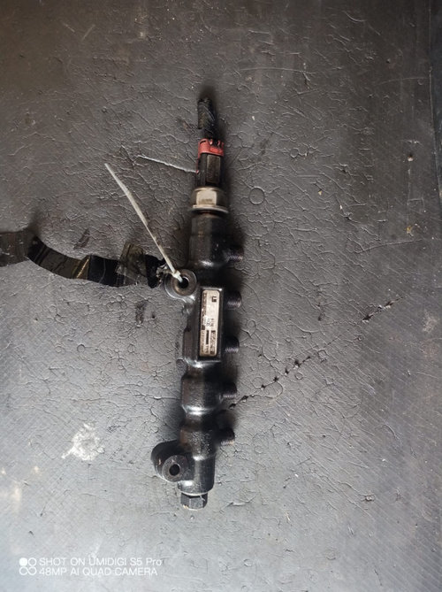 Rampa injectoare Peugeot 307 1.6 HDI - COD 9654592680
