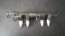 Rampa injectoare renault clio 2 1.2 b d7fg726 8200...