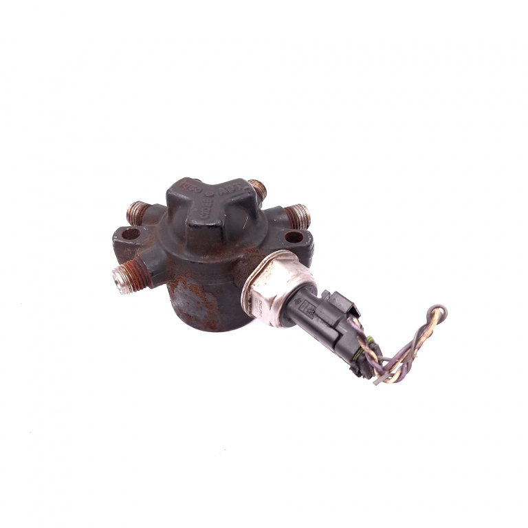Rampa Injectoare Renault Clio 2 / Symbol 1 1998-2008 1.5 Dci (Sb07) K9K 700 Motorina 8200057345, 8200057232, R1944Z010D, 55Pp0301 Delphi