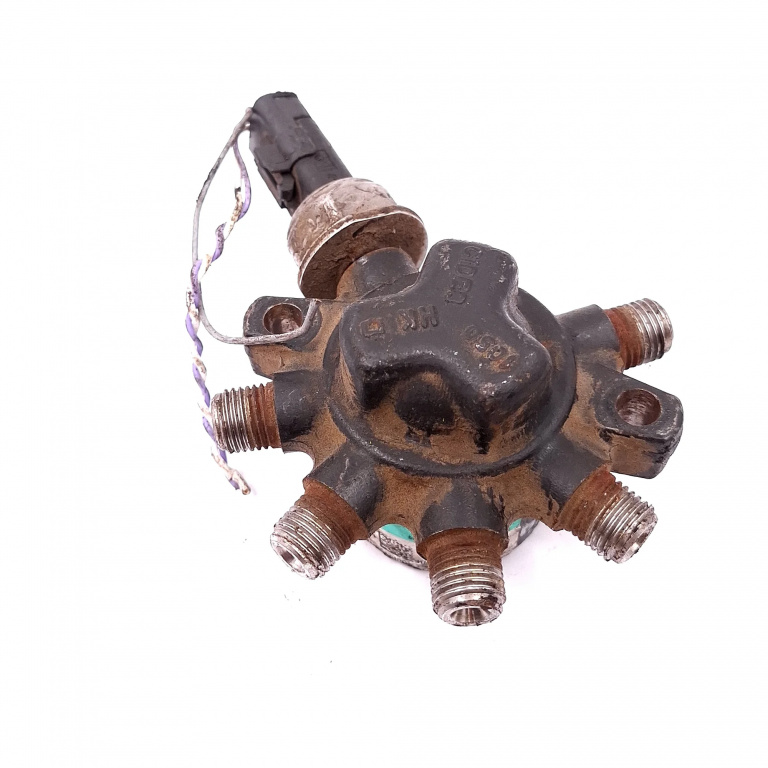 Rampa Injectoare Renault Clio 3 2005-2012 1.5 Dci Motorina 8200379933, H8200334367, R9144Z070A Delphi