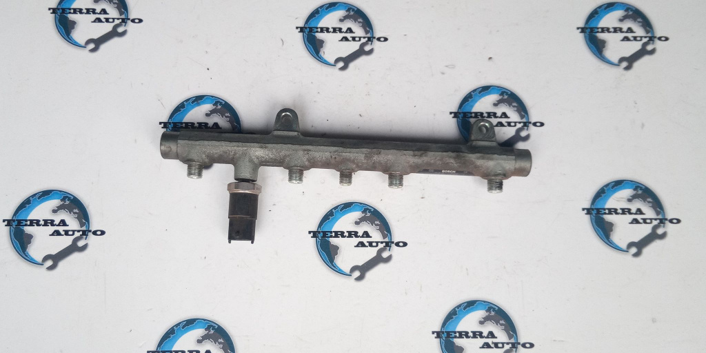 Rampa injectoare Renault Laguna 1 1.9 DCI cod motor F8T