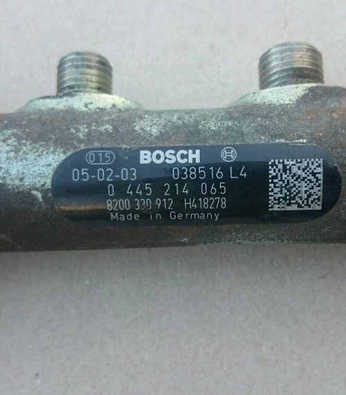 Rampa injectoare renault laguna 2 1.9 dci cod 8200330912 0445214065