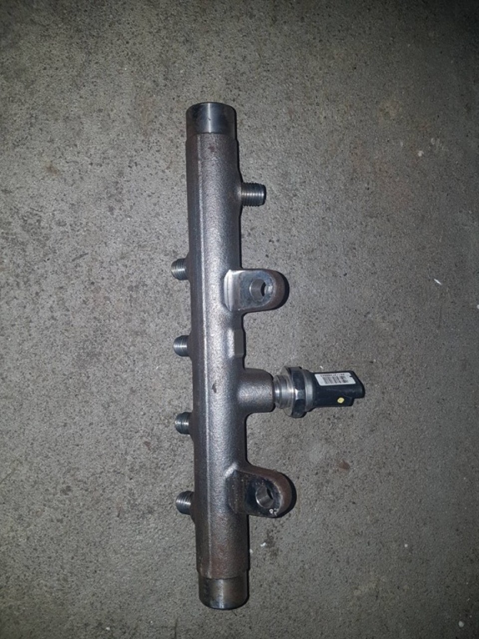 Rampa injectoare renault laguna 3 1.5 dci euro 5 cod 8200704217 a2c27000234