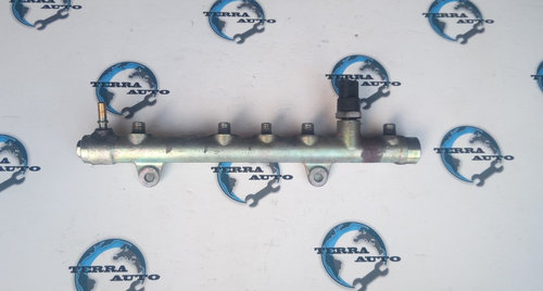 Rampa injectoare Renault Scenic II 1.9 DCI cod motor F9Q
