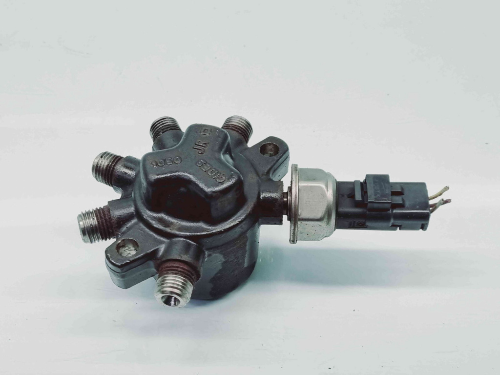 Rampa injectoare Renault Symbol / Thalia [Fabr 1998-2007] 8200584034 80KW / 109CP