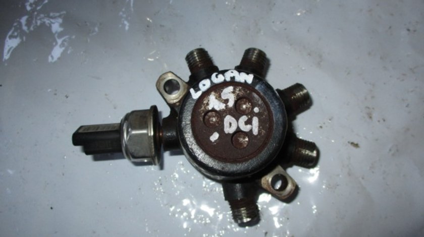 RAMPA INJECTOARE / REPARTITOR / DISTRIBUITOR COD 8200379933 DACIA DUSTER LOGAN RENAULT CLIO KANGOO MODUS