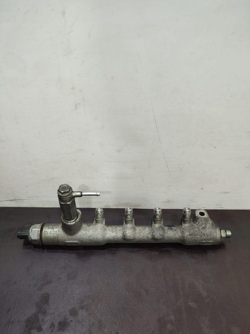 Rampa injectoare + senzor presiune Opel 1.7 CDTI Z17DTR