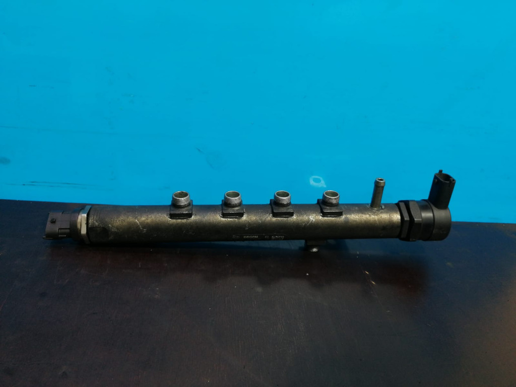 Rampa injectoare + Senzor Presiune Opel 1.9 CDTI 0445214117,0281002507