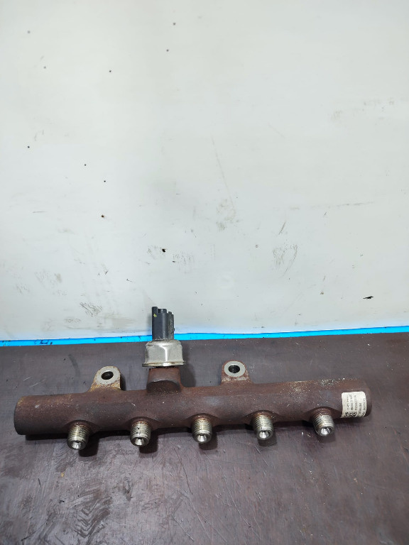 Rampa injectoare + senzor presiune Renault 1.5 DCI EURO 5 H8200701690