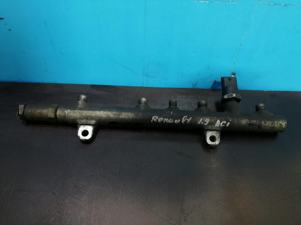 Rampa injectoare + Senzor Presiune Renault 1.9 DCI 7700114017, 0281002522