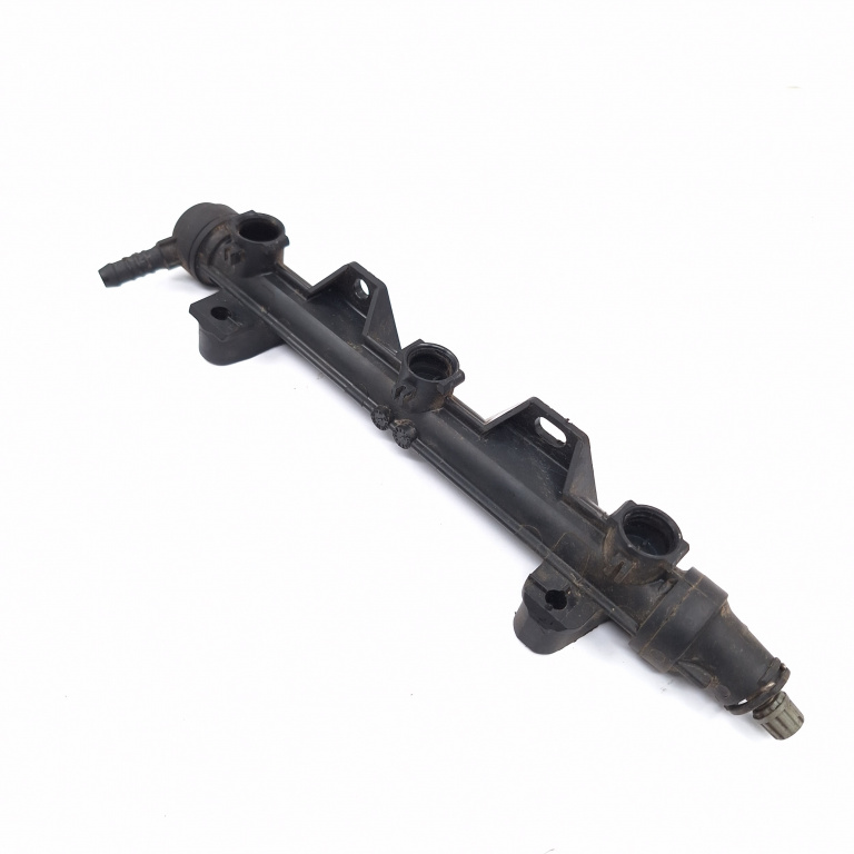 Rampa Injectoare Skoda Fabia 1 1999-2007 1.2 Bme Benzina 03E133320A, 03E 133 320 A, 03E133320 Volkswagen