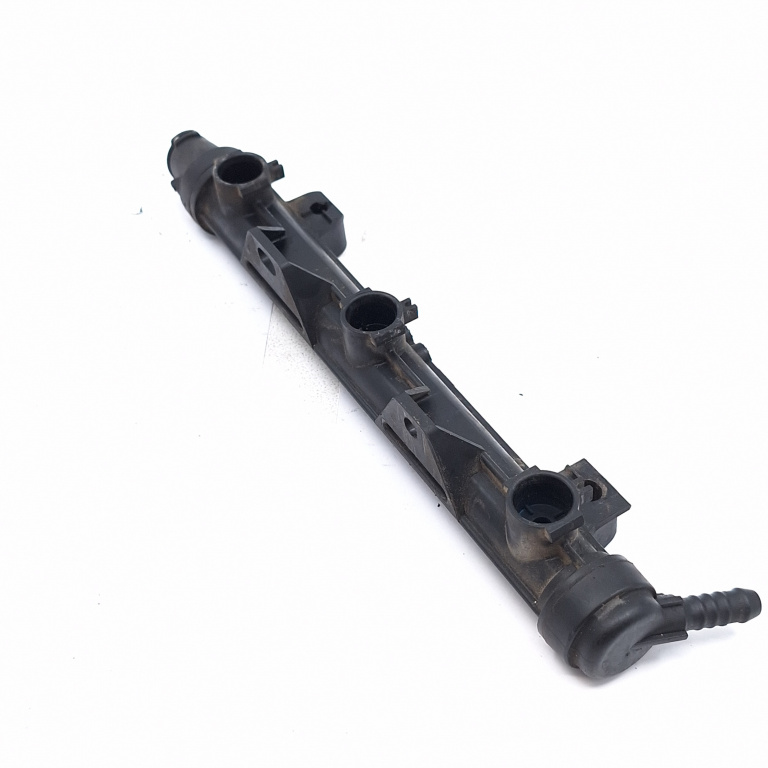 Rampa Injectoare Skoda FABIA 1 1999 - 2007 Benzina 03E133320, 03E133319, 03822