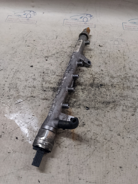 Rampa injectoare Skoda Fabia 2 1.6 2012, 03L130089B