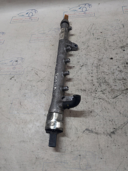 Rampa injectoare Skoda Octavia 2 2011, 03L130089B