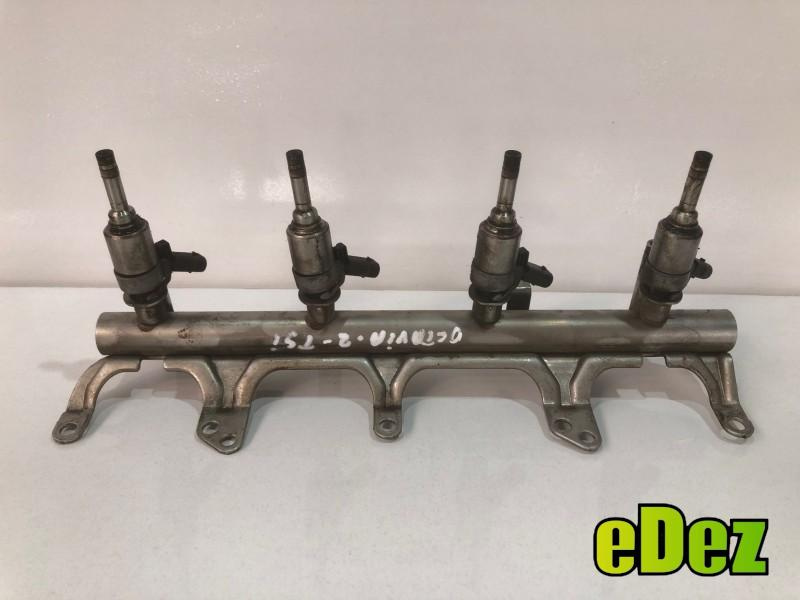 Rampa injectoare Skoda Octavia 2 facelift (2008-2013) 1.8 tfsi CDAA 06j133317