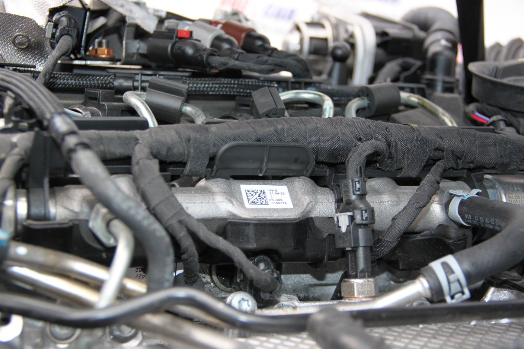 Rampa injectoare Skoda Octavia (NX) 2019-prezent 05L089