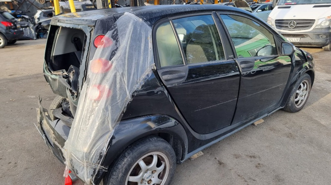 Rampa injectoare Smart Forfour 2006 hatchback 1.5 dci