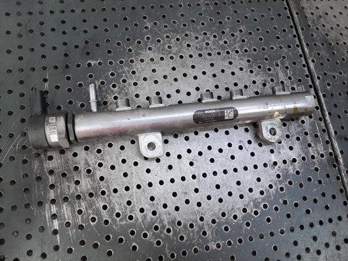 Rampa injectoare stanga 3.0 crd vm44d jeep grand cherokee 4 wk wk2 2012 0445216044 35022119g