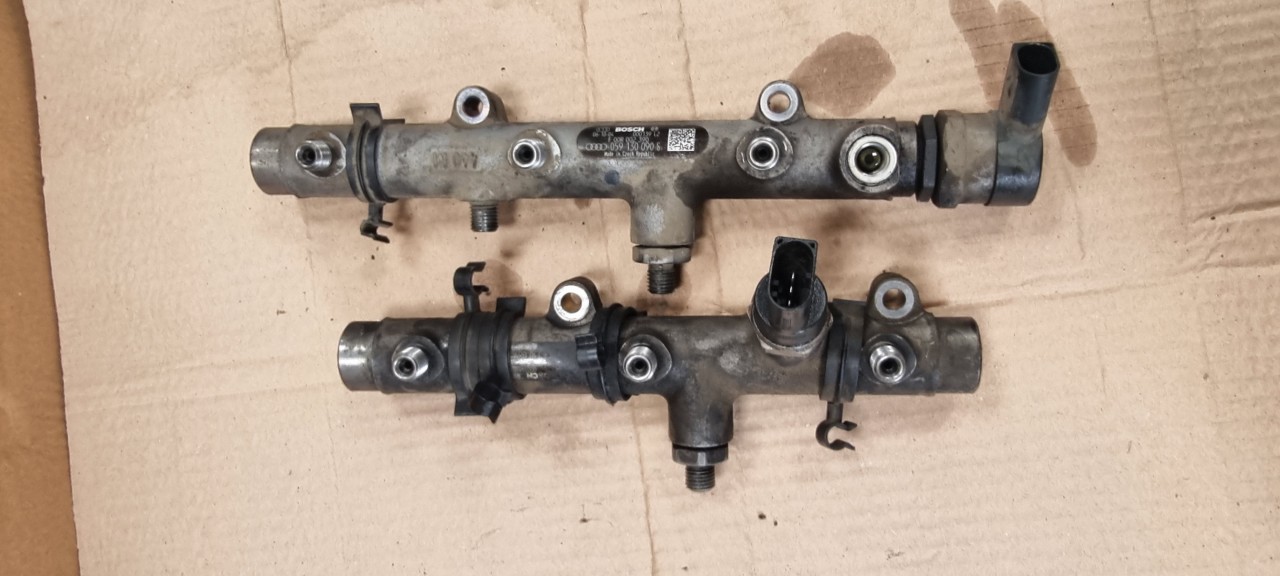 Rampa injectoare stanga /  dreapta Vw Touareg 3.0 tdi BKS 2006 2007 2008