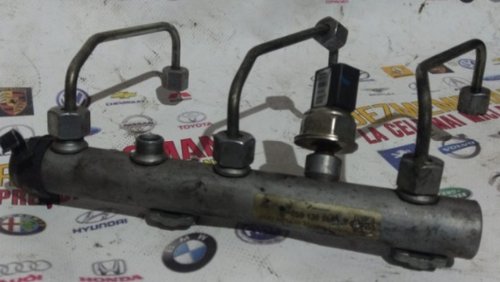 Rampa injectoare stanga injectie injector Audi Q7 motor 3.0tdi 233CP BUGPiese