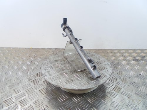 Rampa injectoare stanga mercedes benz w203 c320 cdi cod a6420700495