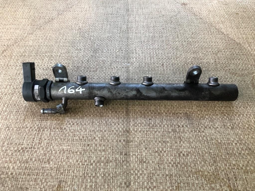 Rampa injectoare stanga Mercedes M Class w164 320 cdi 2006