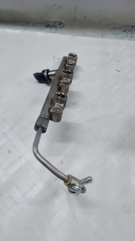 Rampa injectoare Suzuki SX4 1.0 Benzina 2018, _