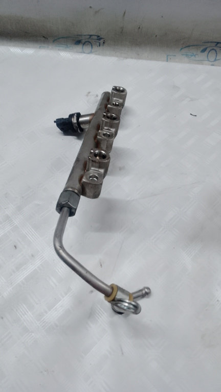 Rampa injectoare Suzuki SX4 1.0 Benzina 2018, _