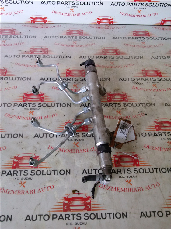 Rampa injectoare TOYOTA AVENSIS 2.2D an fabr. 2008