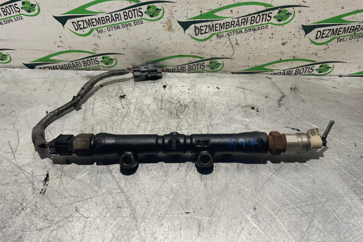 Rampa injectoare Toyota Avensis 2 T25 [2002 - 2006] Sedan 2.0 D MT (116 hp)