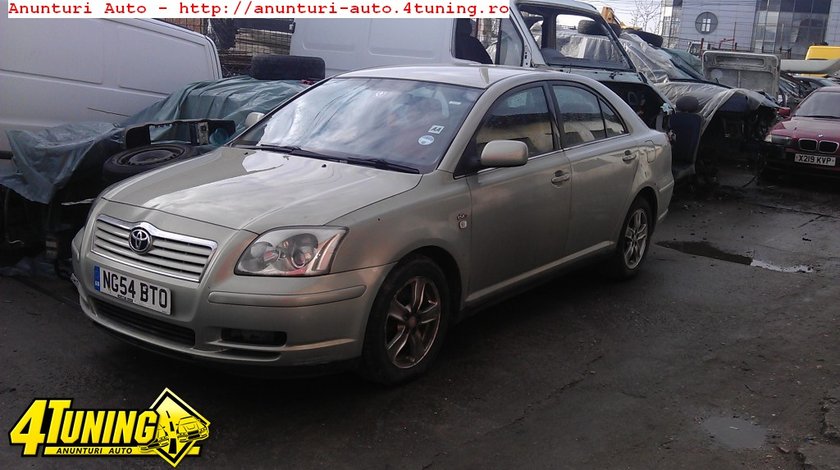 Rampa injectoare Toyota Avensis an 2004
