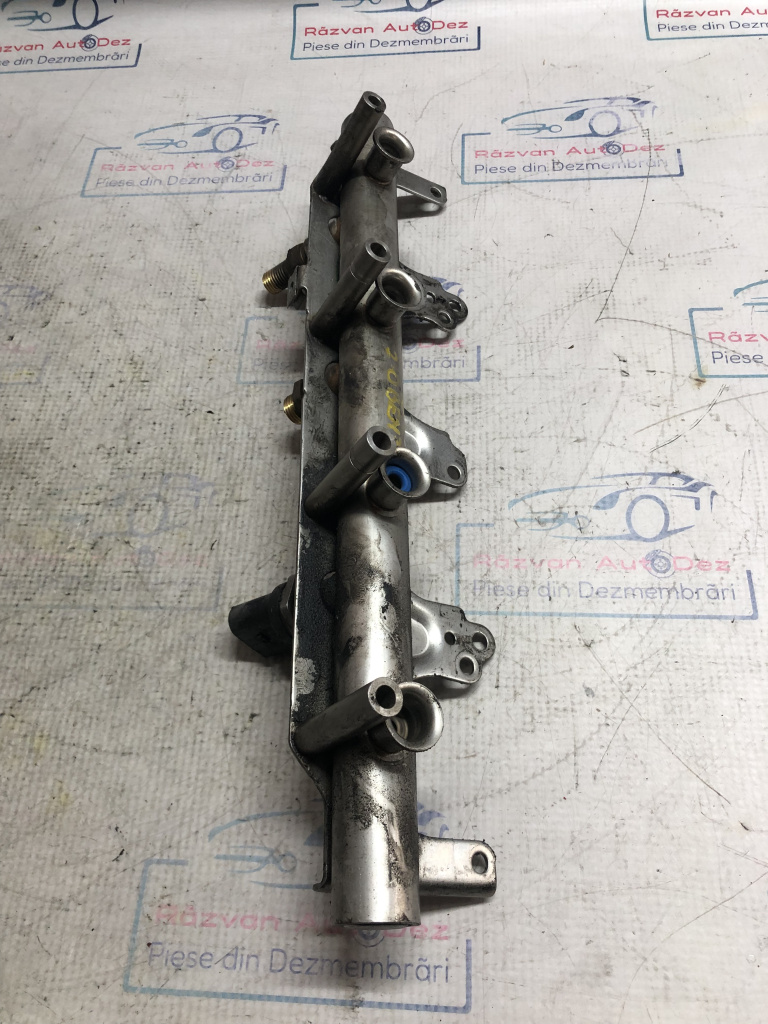 Rampa injectoare Volkswagen Eos 2.0 Benzina 2008, 06F133317L